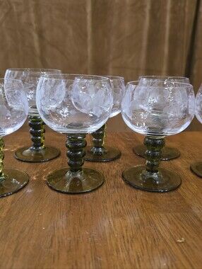 Vintage Set Of 8 Roemer Wine Glasses Green Beehive Stem Etched Grape Vine MCM